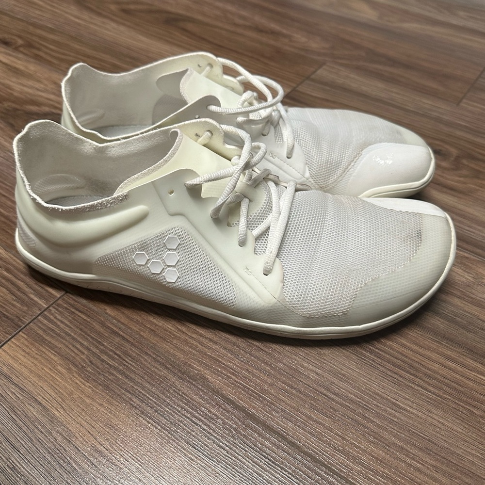 Vivobarefoot Primus Lite III